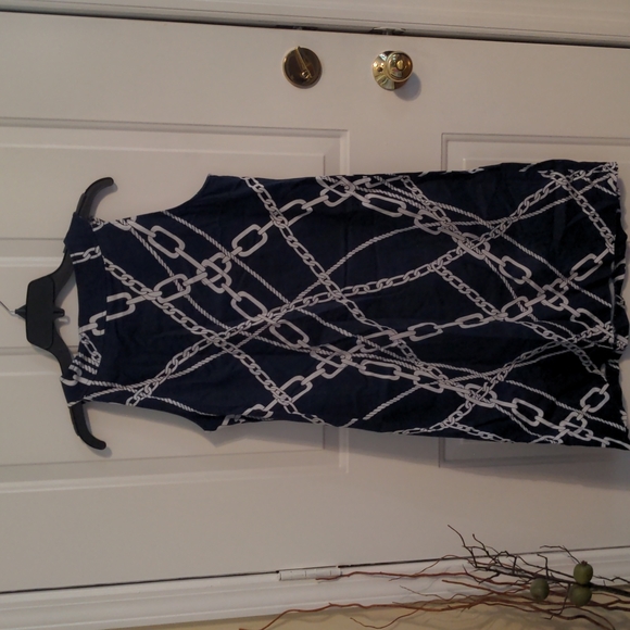 Nina Leonard Sleeveless Dress - Picture 2 of 4